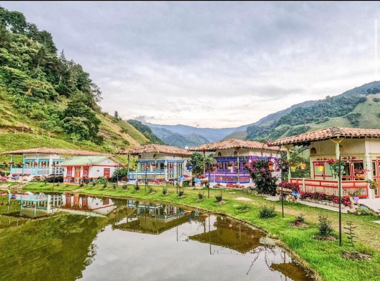Hotel Lago Valdivia Jardin Exterior photo
